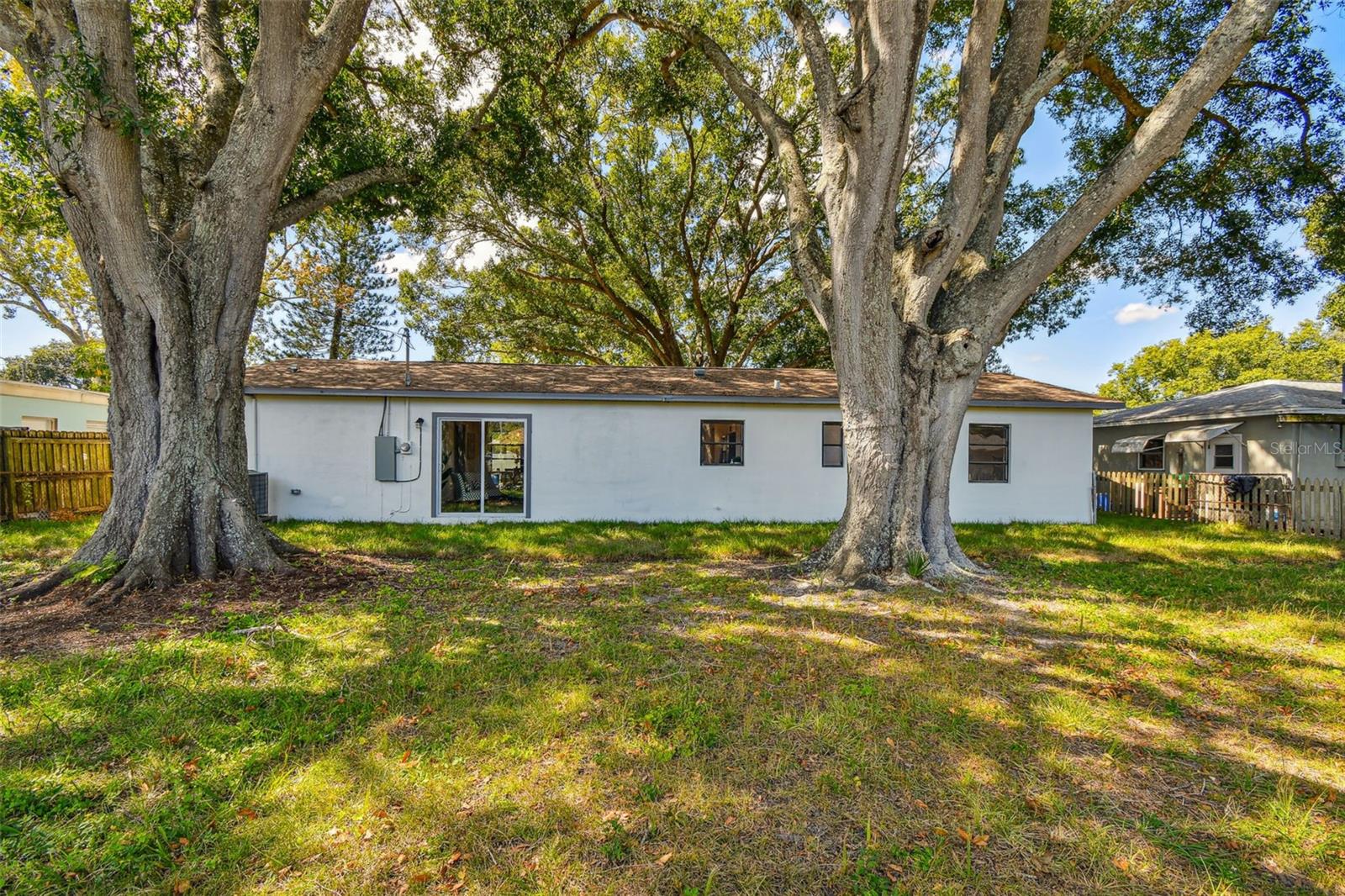 MEADOW LAWN - Residential