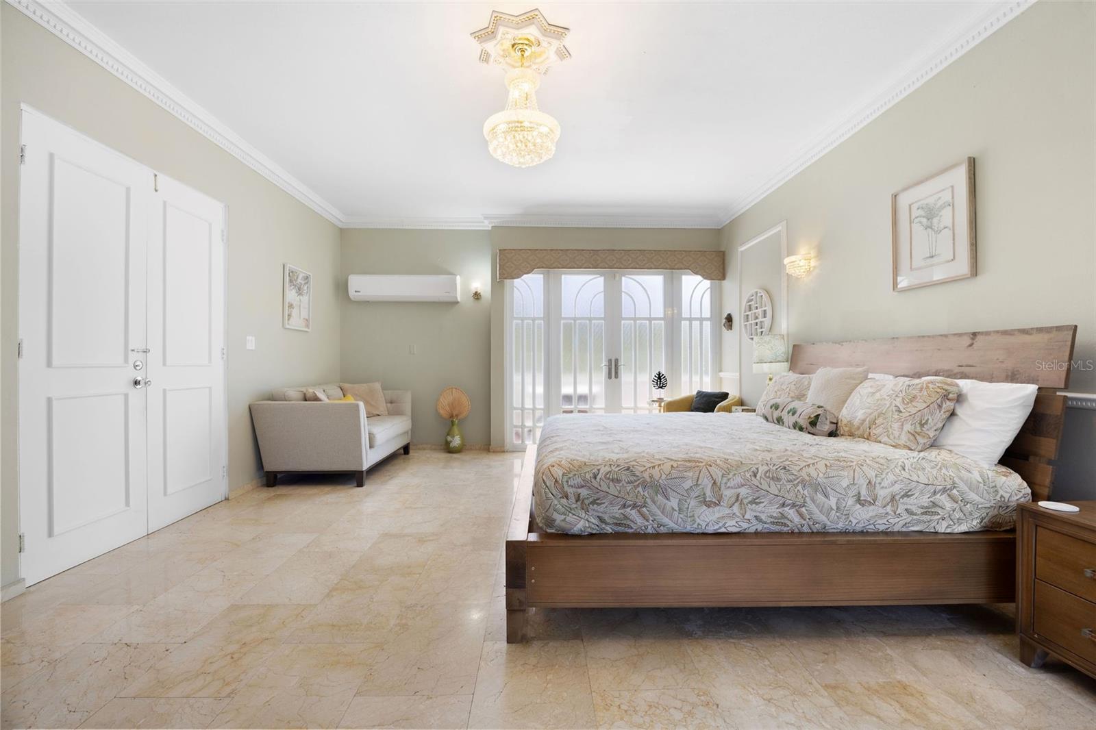 SURFSIDE - Residential