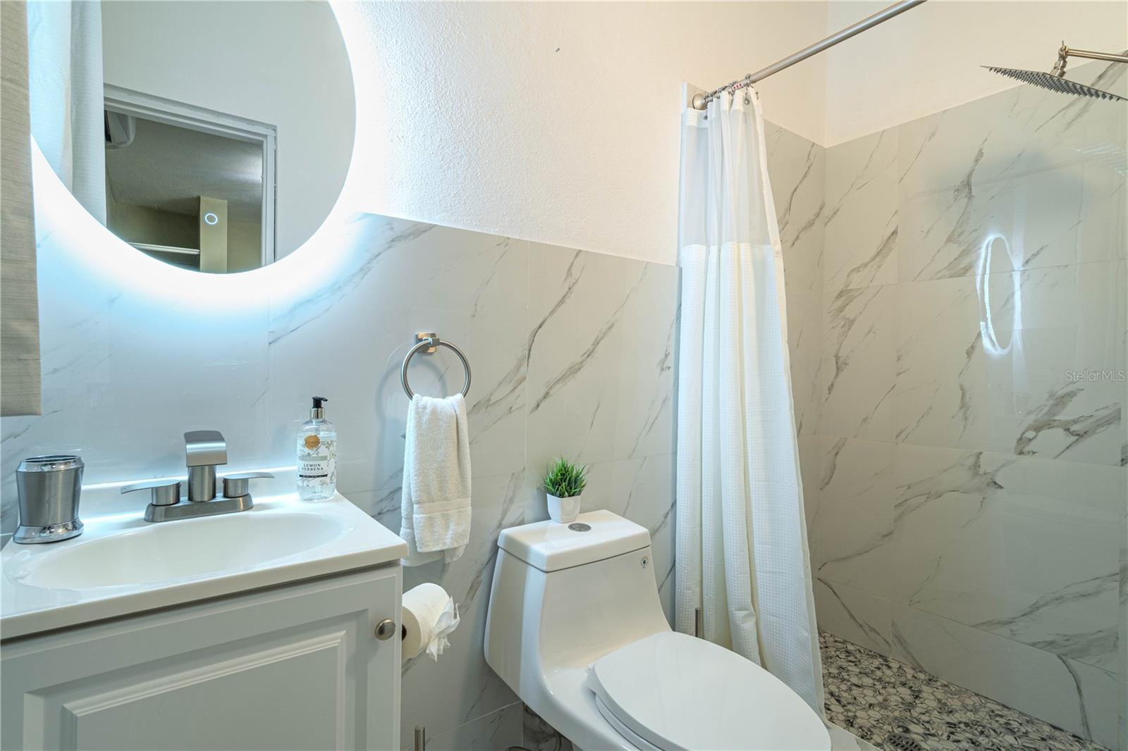 SURFSIDE - Residential