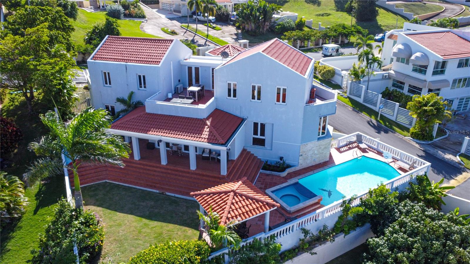 SURFSIDE - Residential