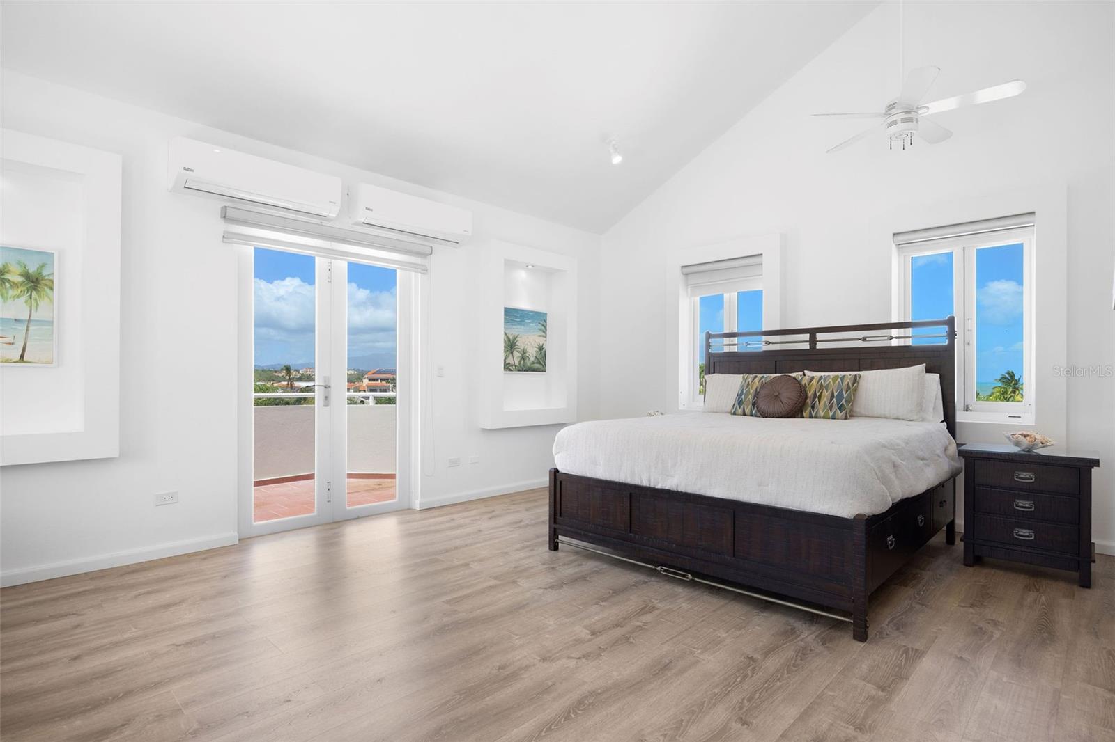 SURFSIDE - Residential