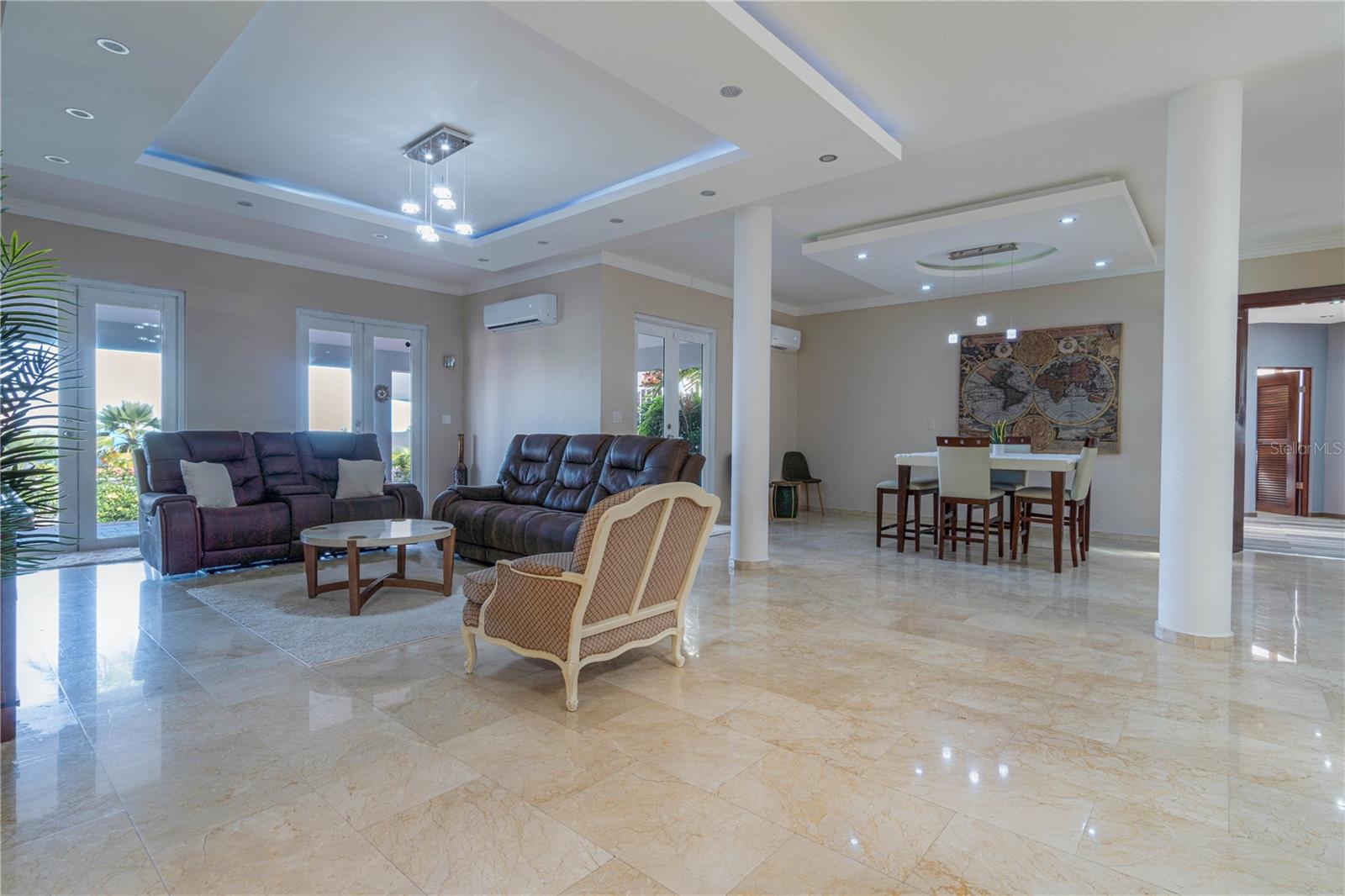 SURFSIDE - Residential