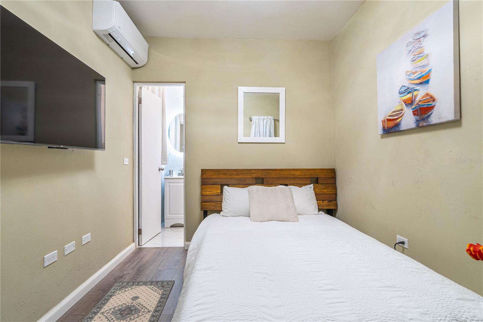 SURFSIDE - Residential