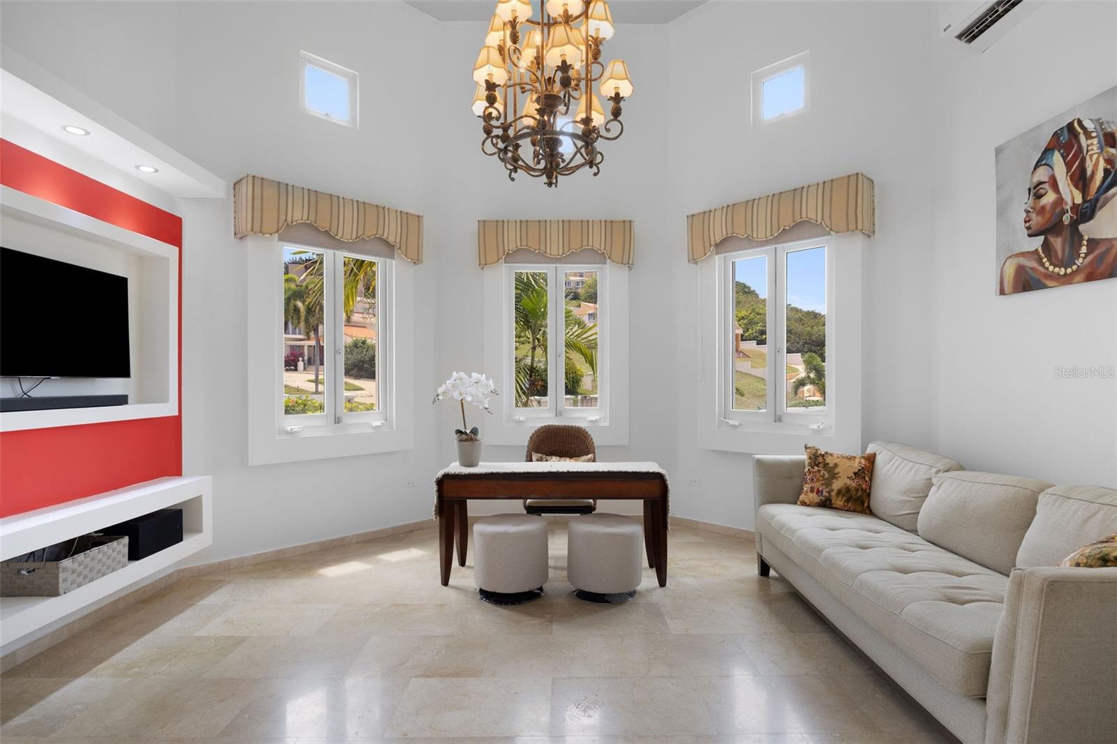 SURFSIDE - Residential