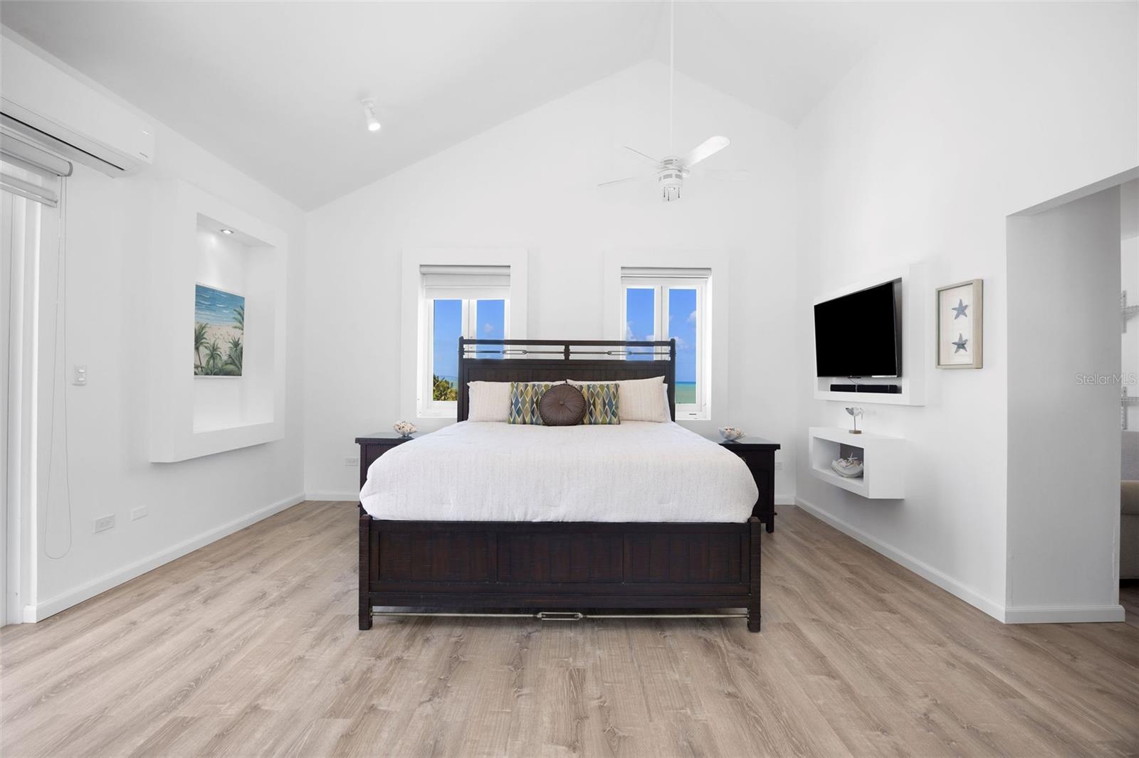 SURFSIDE - Residential