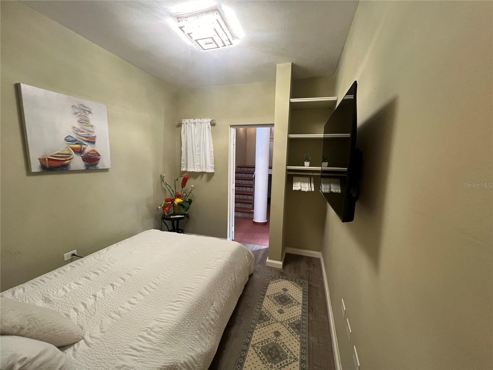 SURFSIDE - Residential