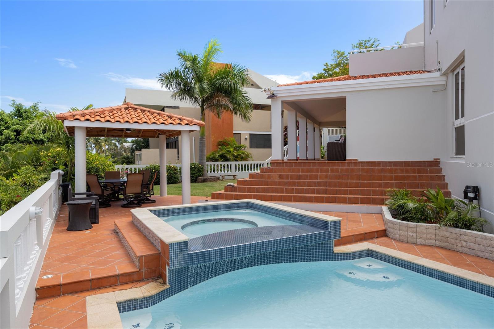 SURFSIDE - Residential