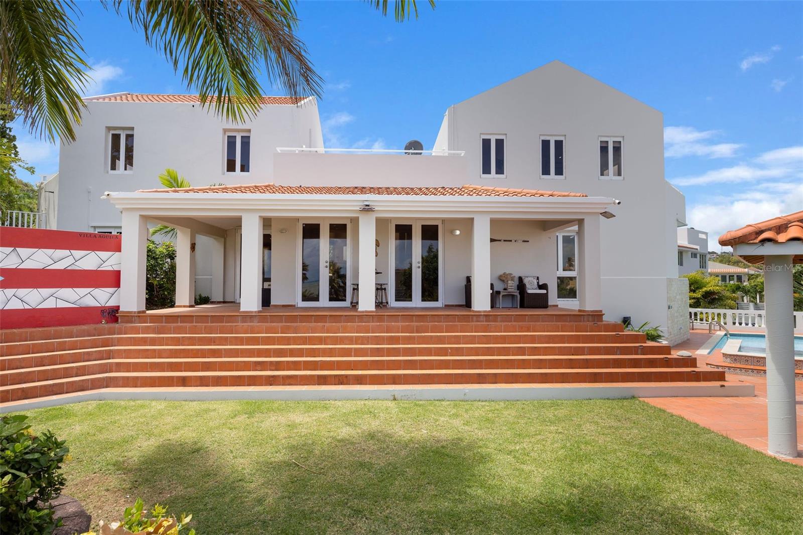 SURFSIDE - Residential