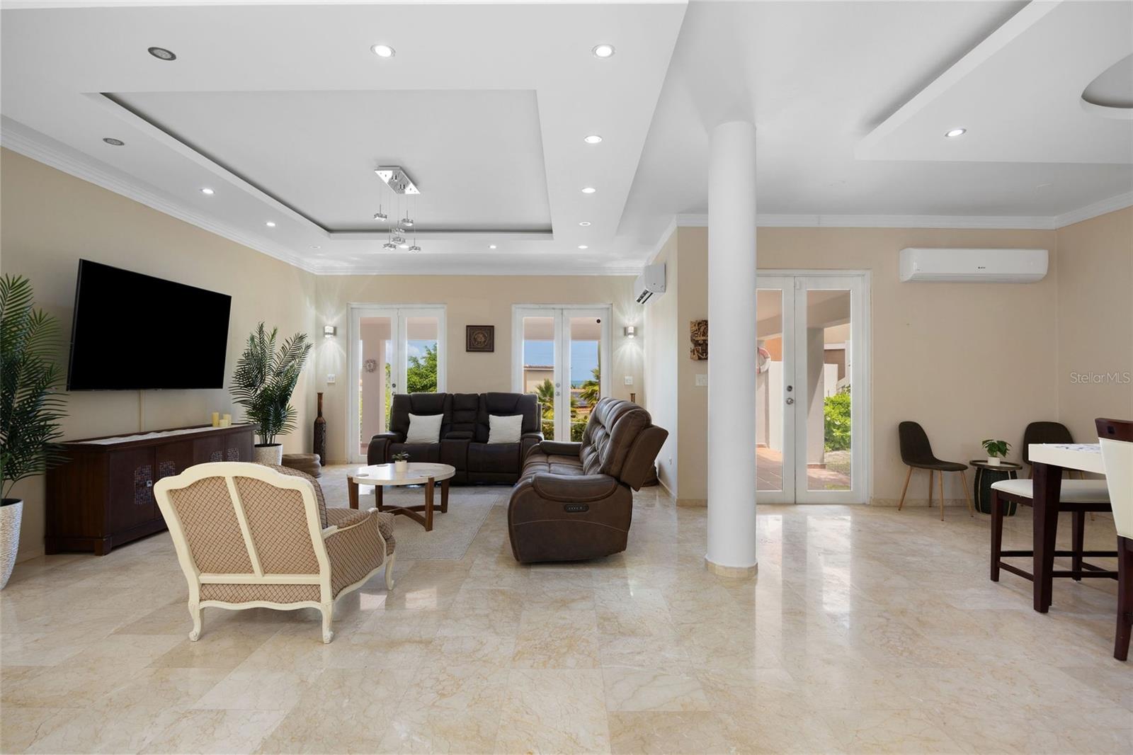 SURFSIDE - Residential