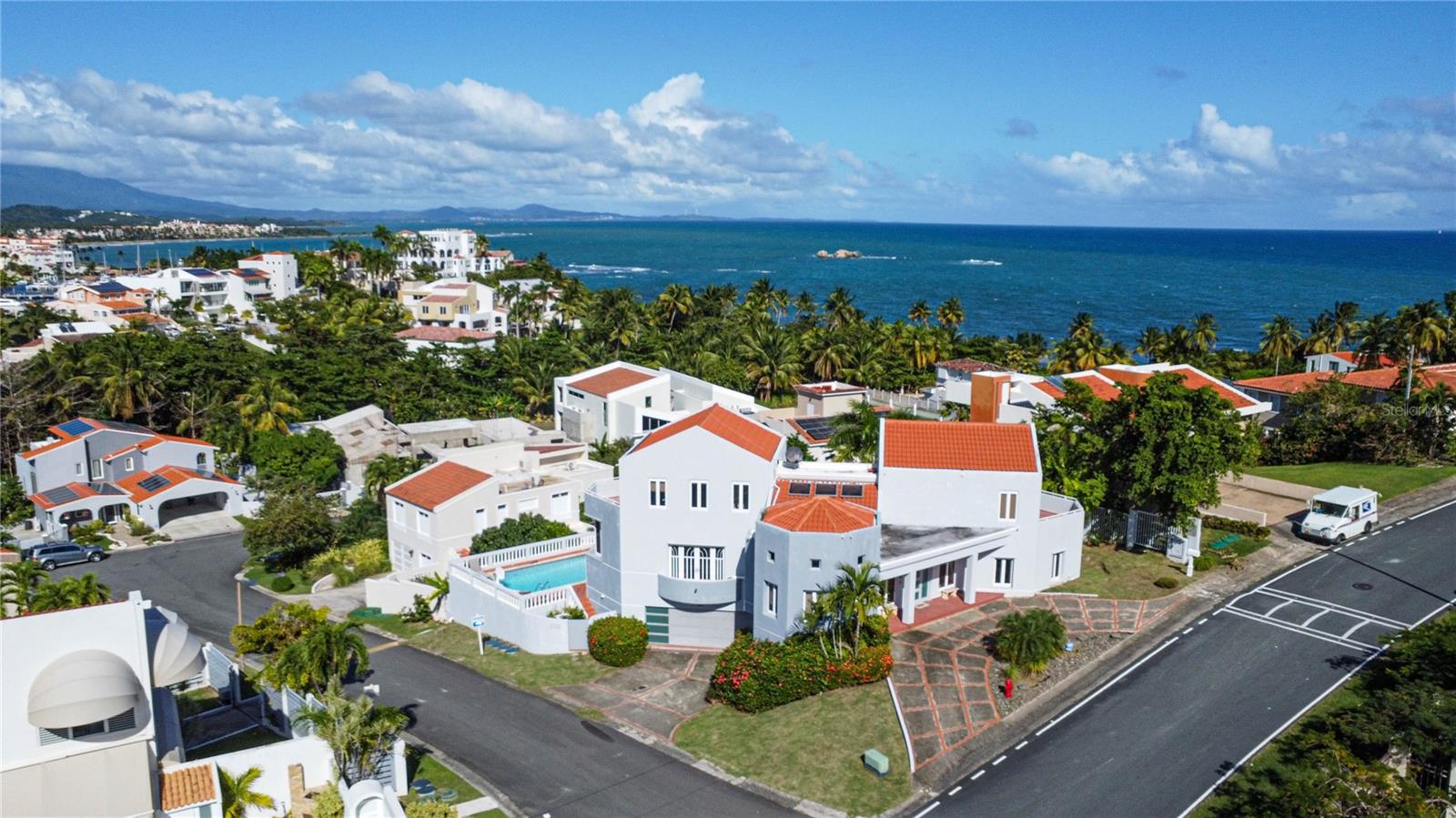 SURFSIDE - Residential