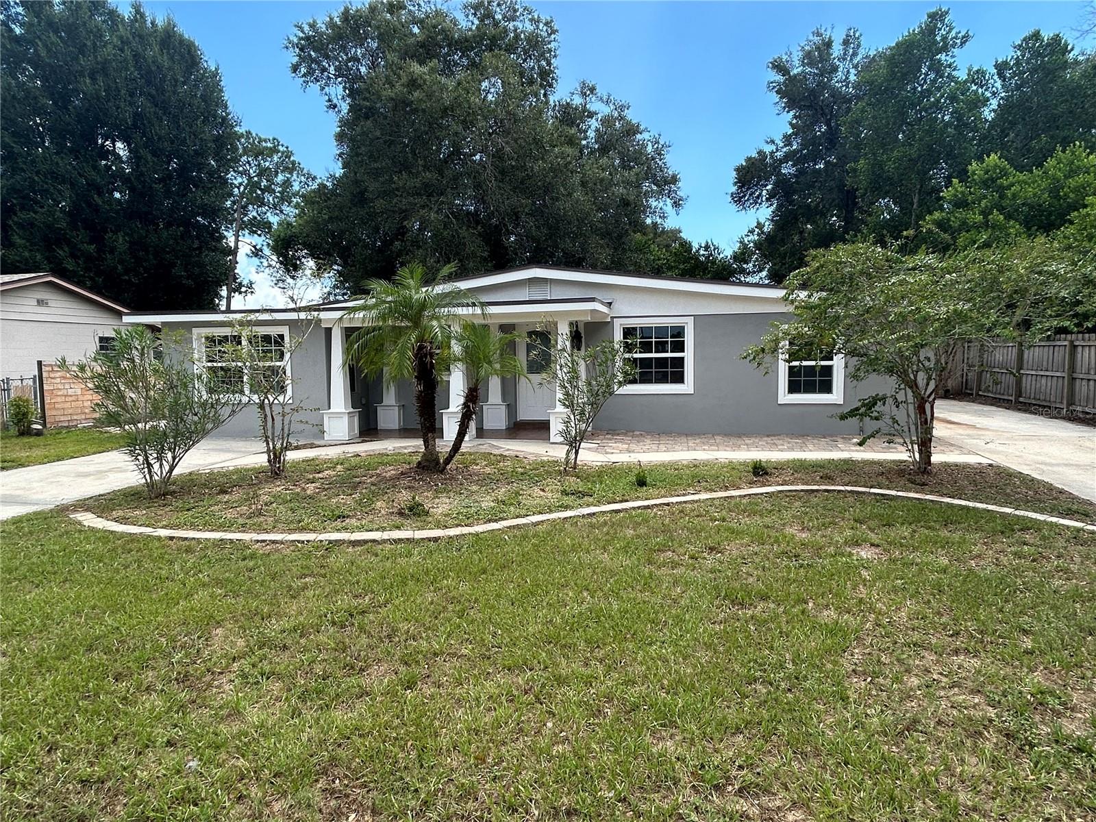 104 E GARDENIA DRIVE