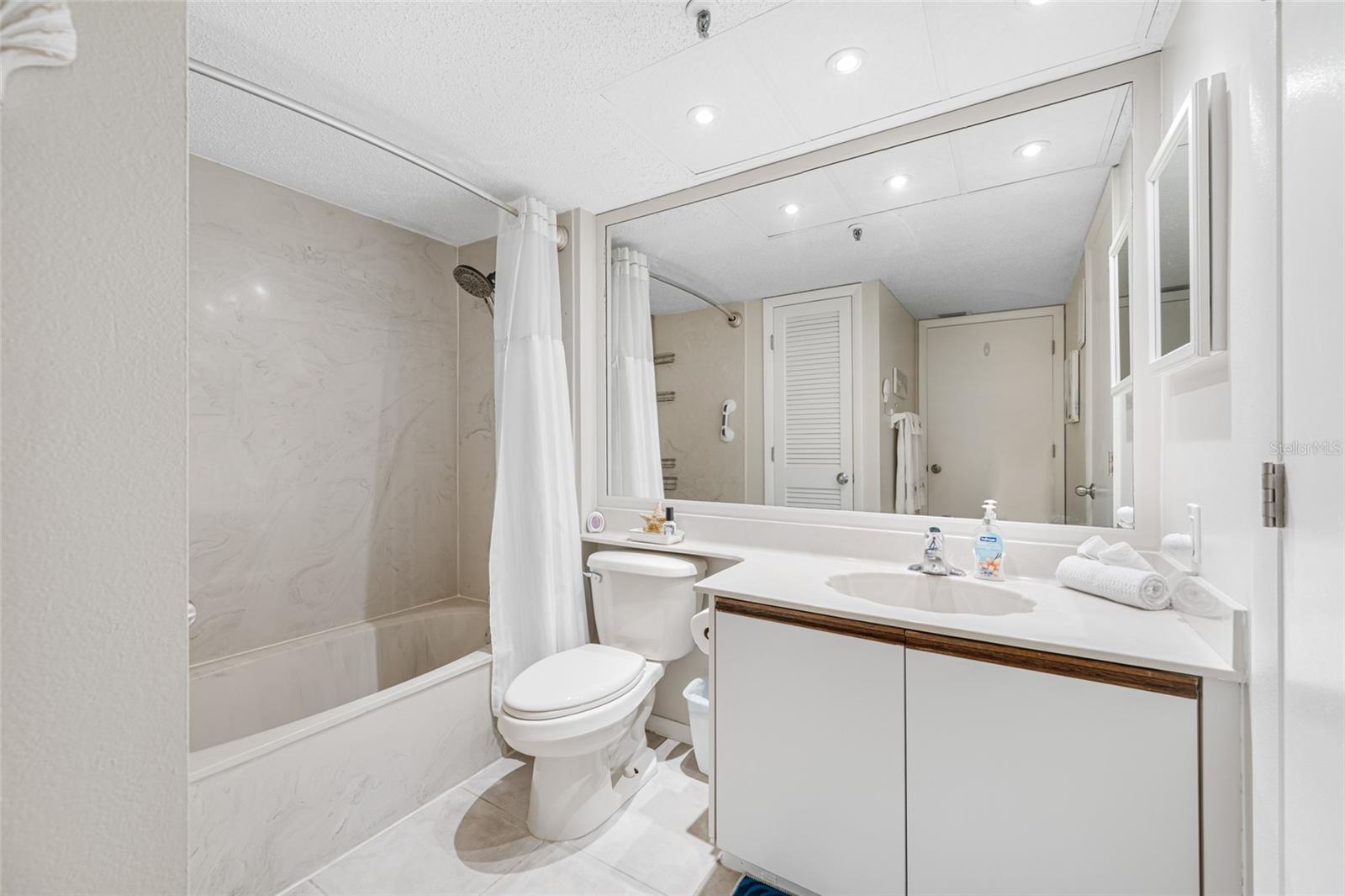 CHAMBRE THE CONDO - Residential