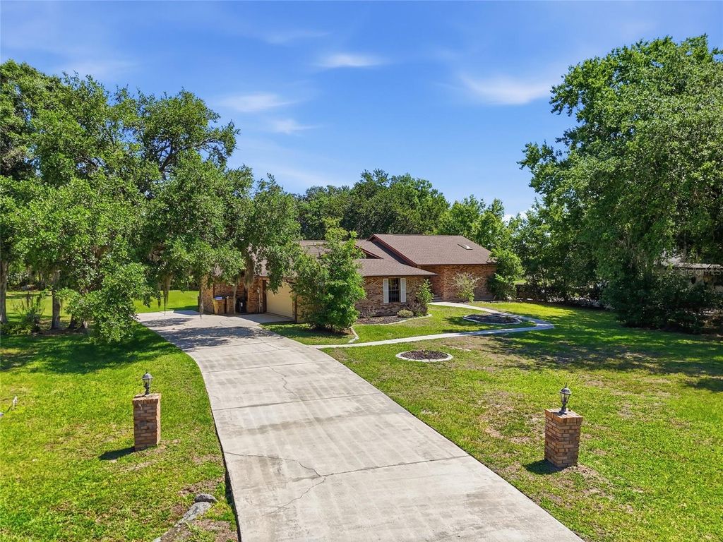 Photo of 3021 Pinewood Court, Kissimmee, FL 34746 (MLS # O6408584)