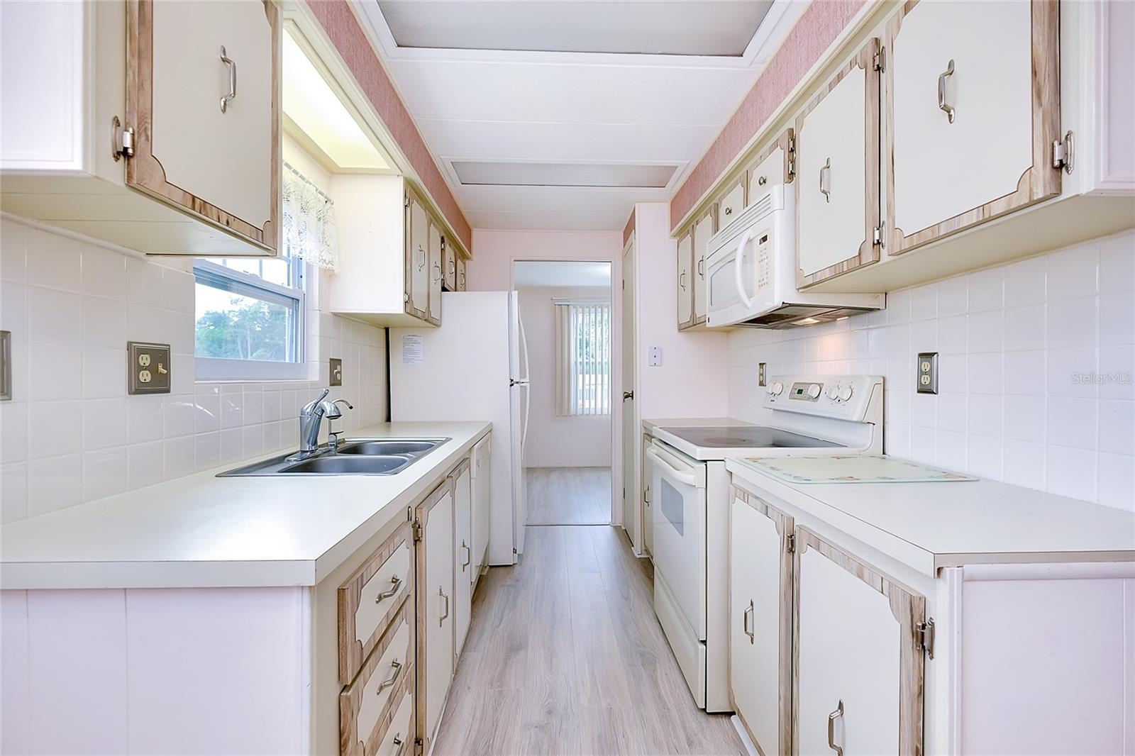 JAPANESE GARDENS MHP - Residential