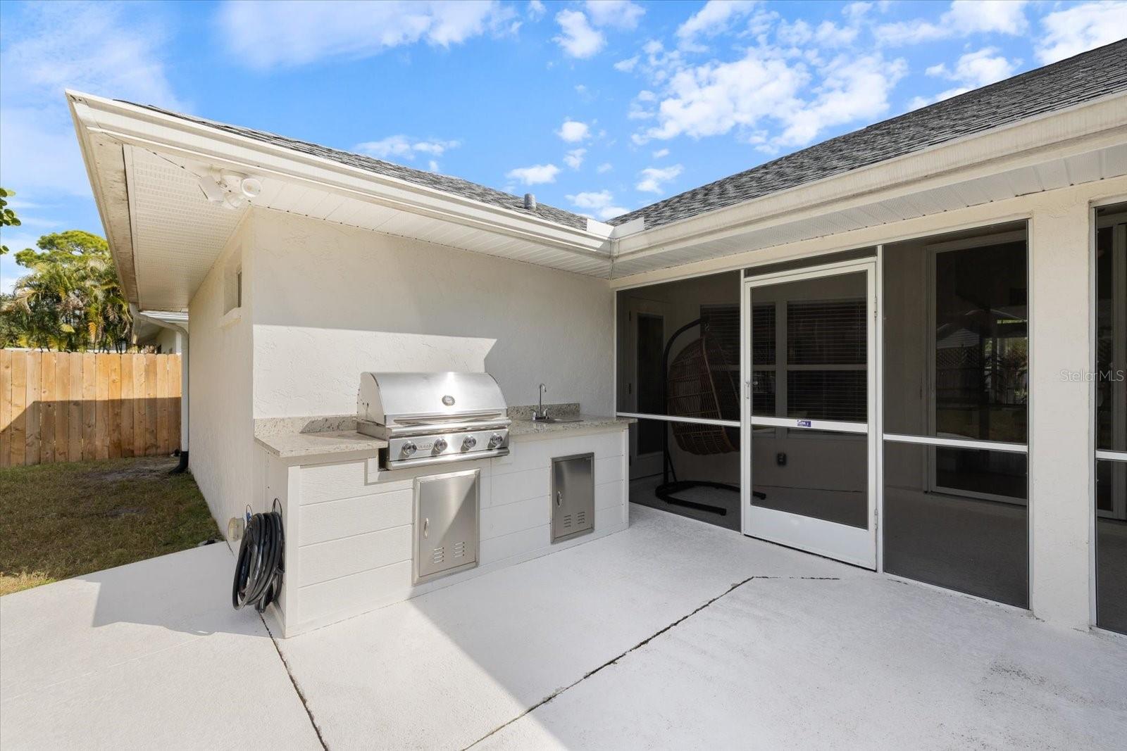 LAKE SARASOTA - Residential