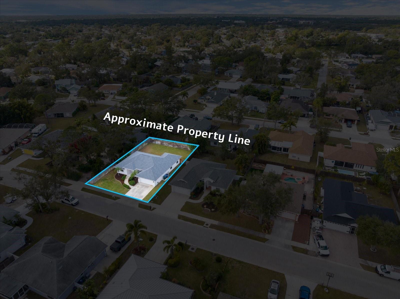 LAKE SARASOTA - Residential