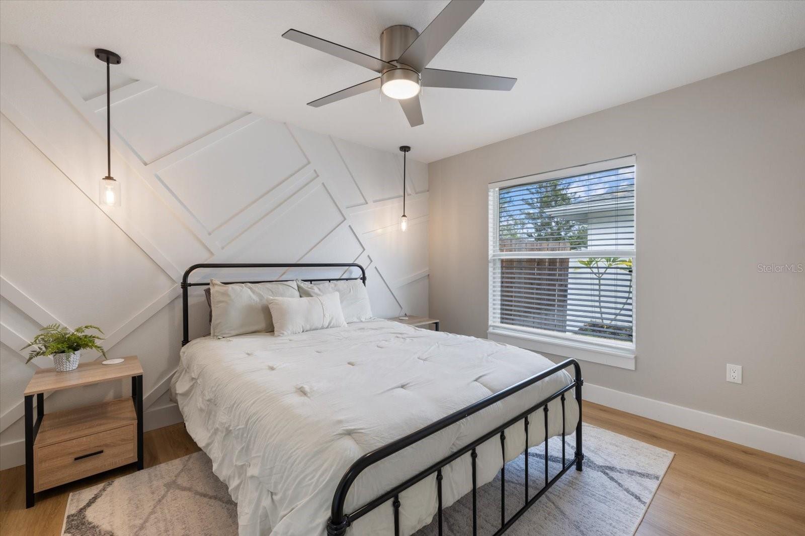 LAKE SARASOTA - Residential