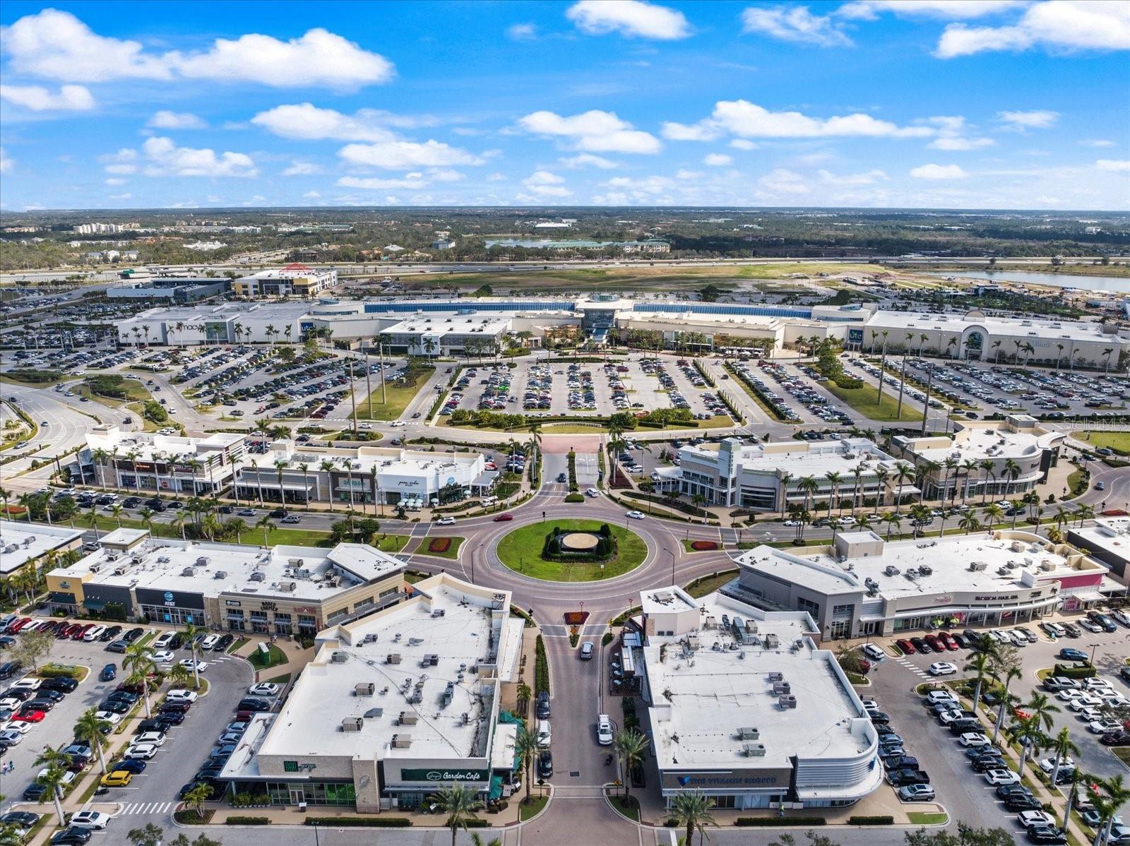 LAKE SARASOTA - Residential