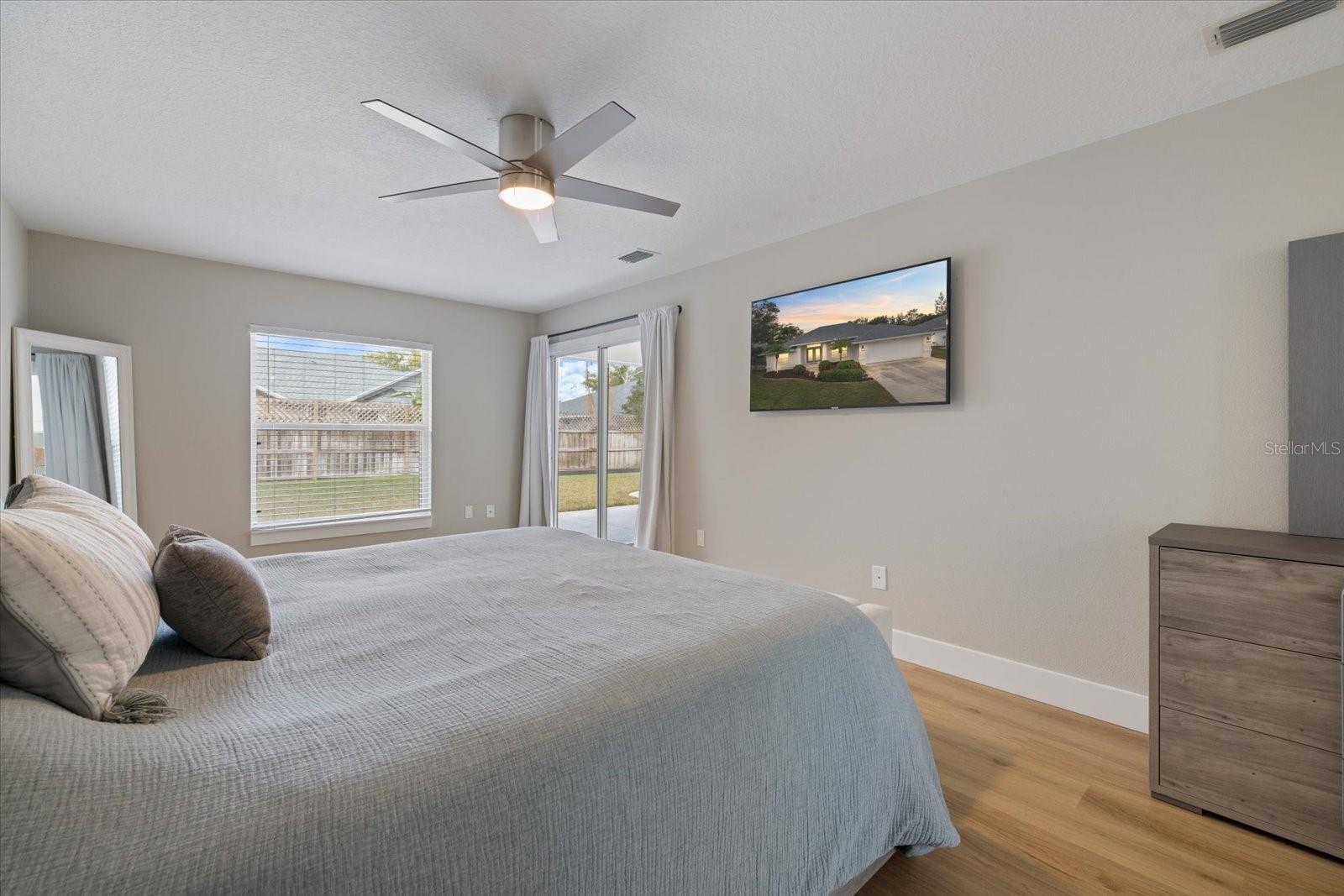 LAKE SARASOTA - Residential