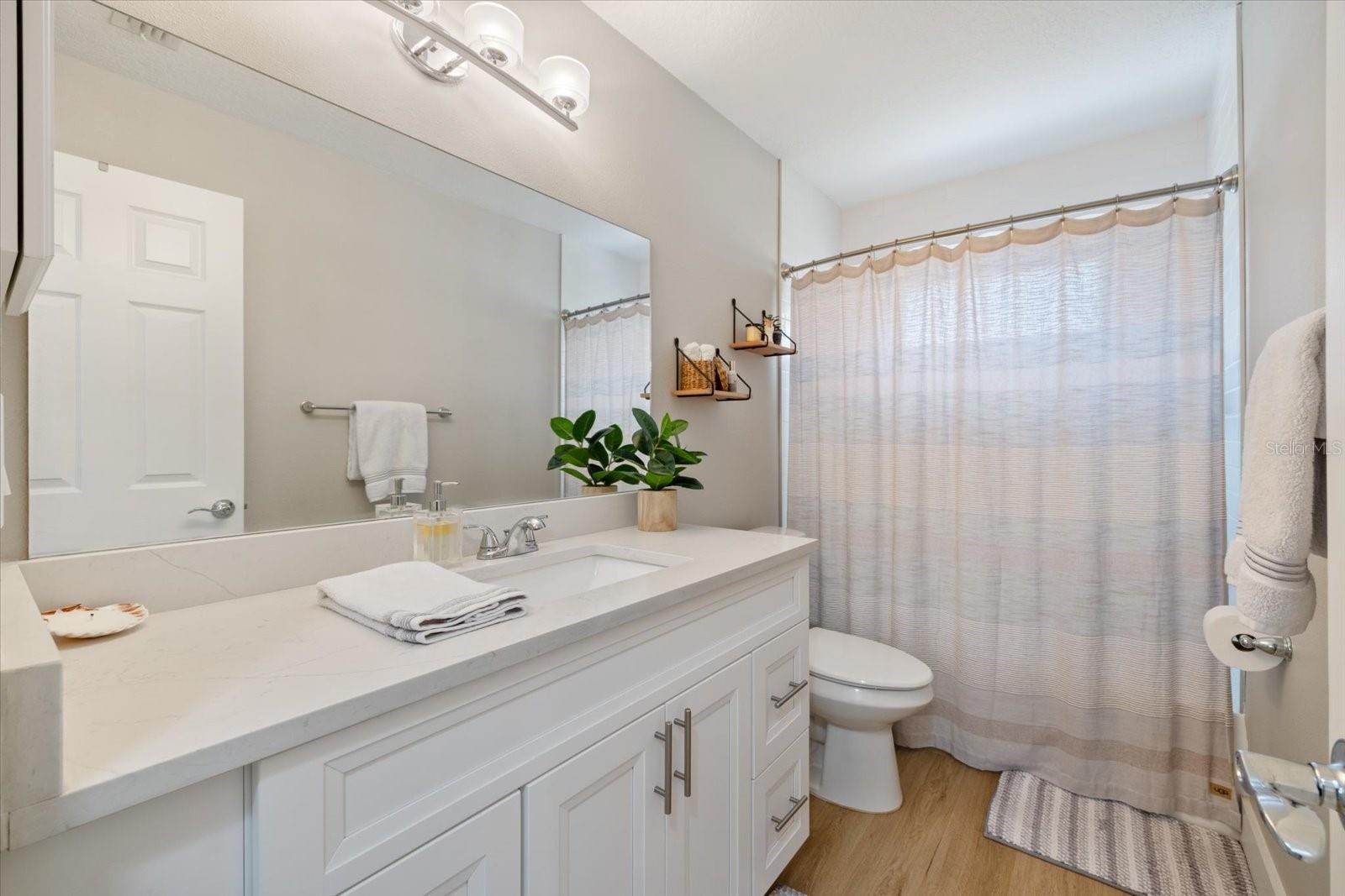 LAKE SARASOTA - Residential