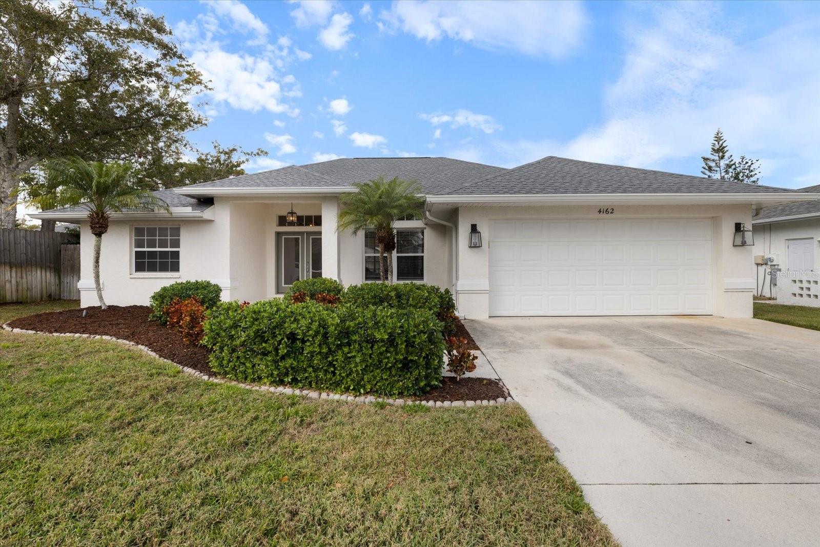 LAKE SARASOTA - Residential