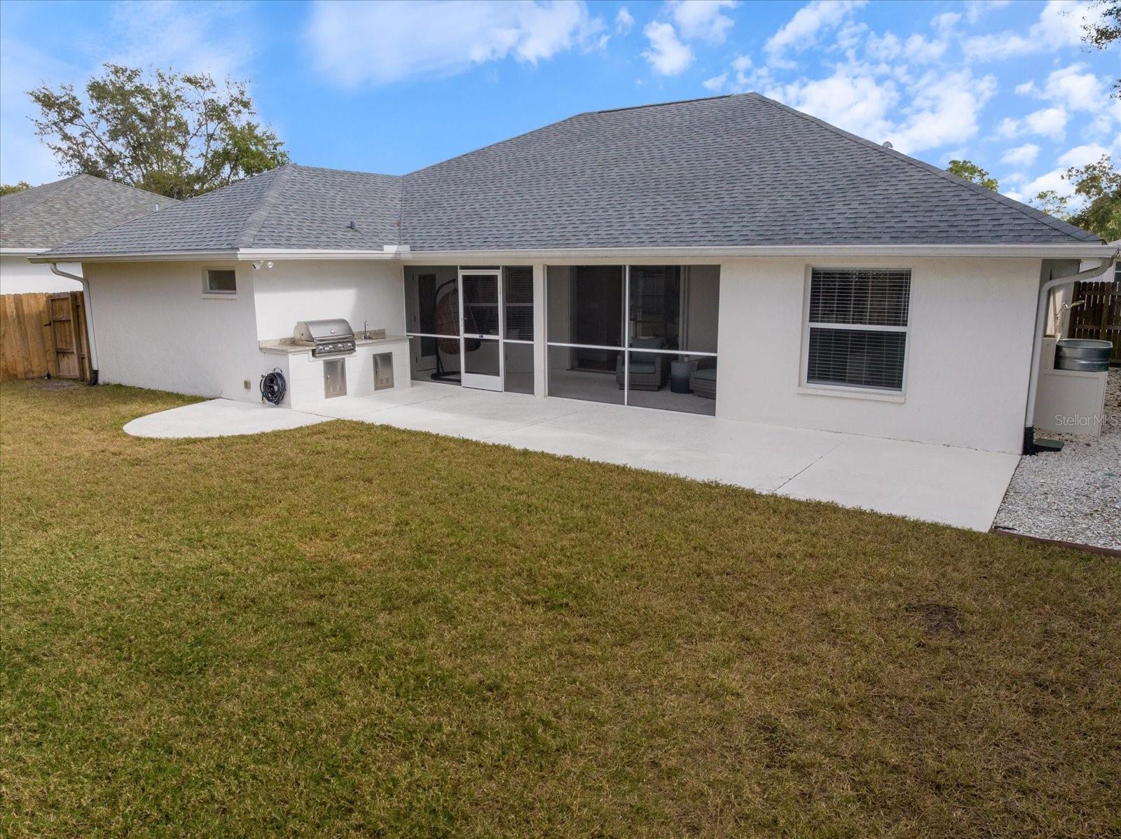 LAKE SARASOTA - Residential