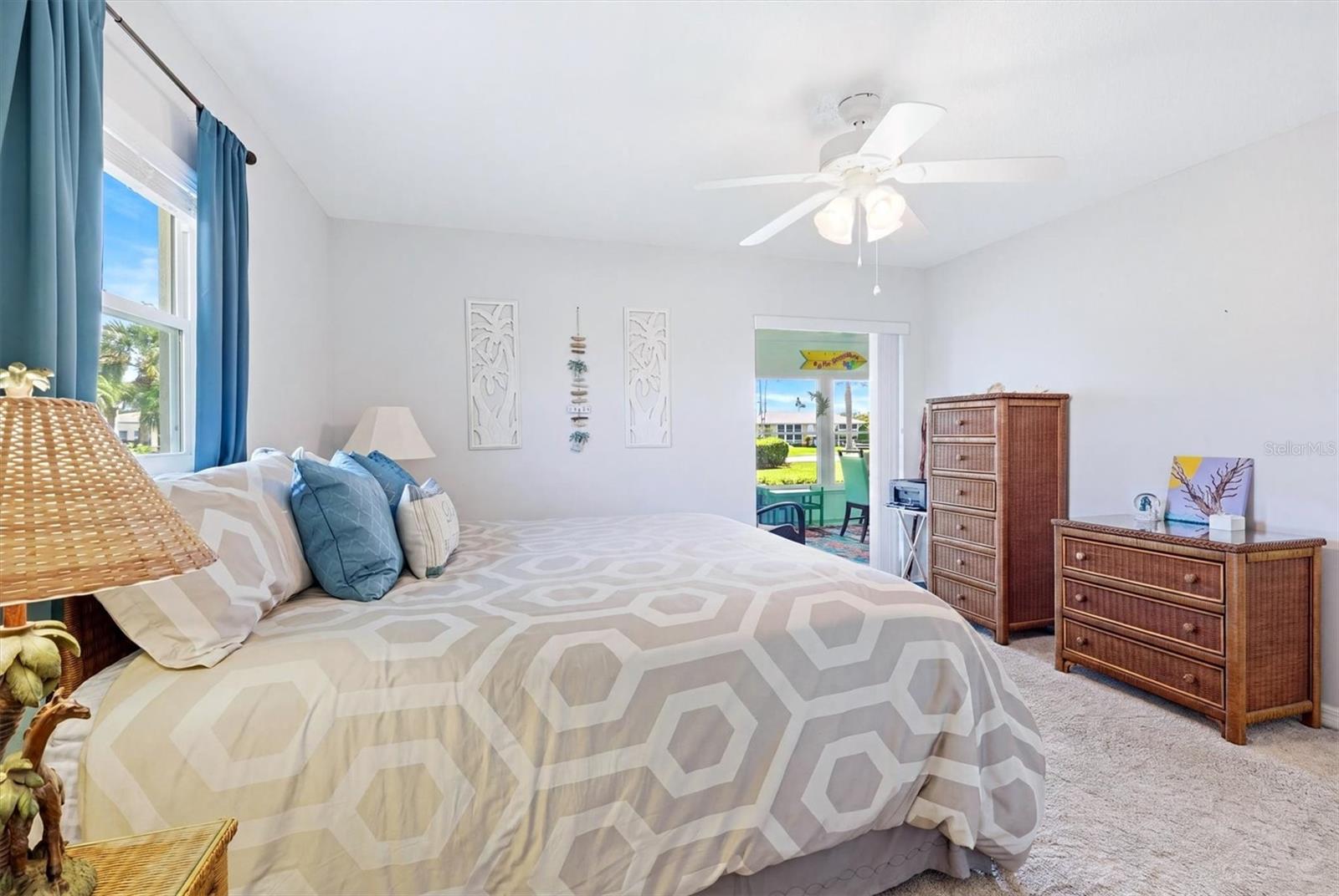 VILLAGE GREEN OF BRADENTON SEC 4 - Residential