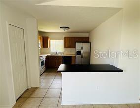 851 ADOUR DRIVE A-B