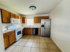 851 ADOUR DRIVE A-B