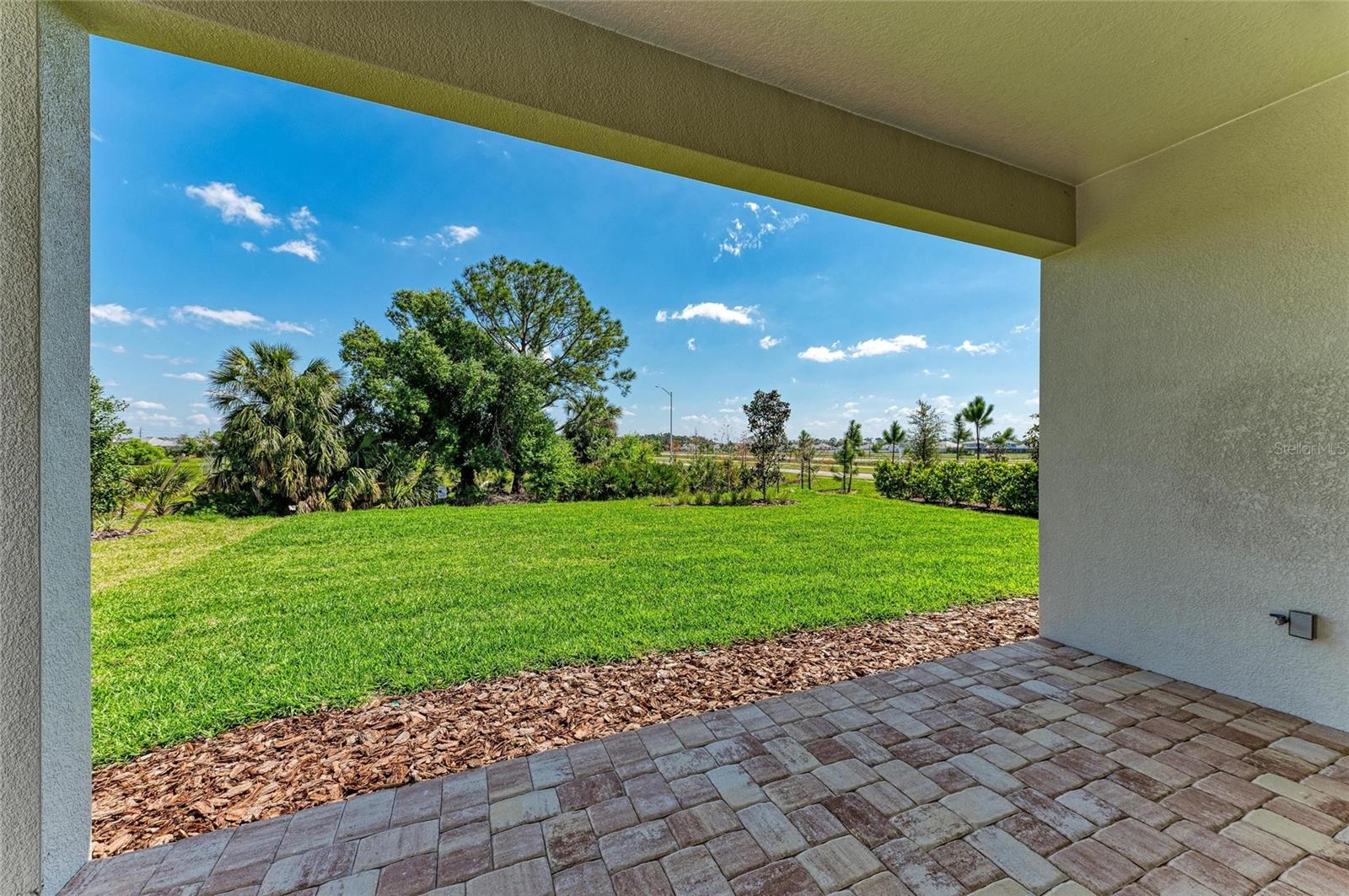 995 WATERLINE COURT