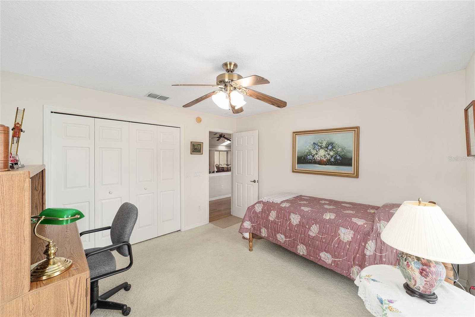 HUNTERS RDG - Residential