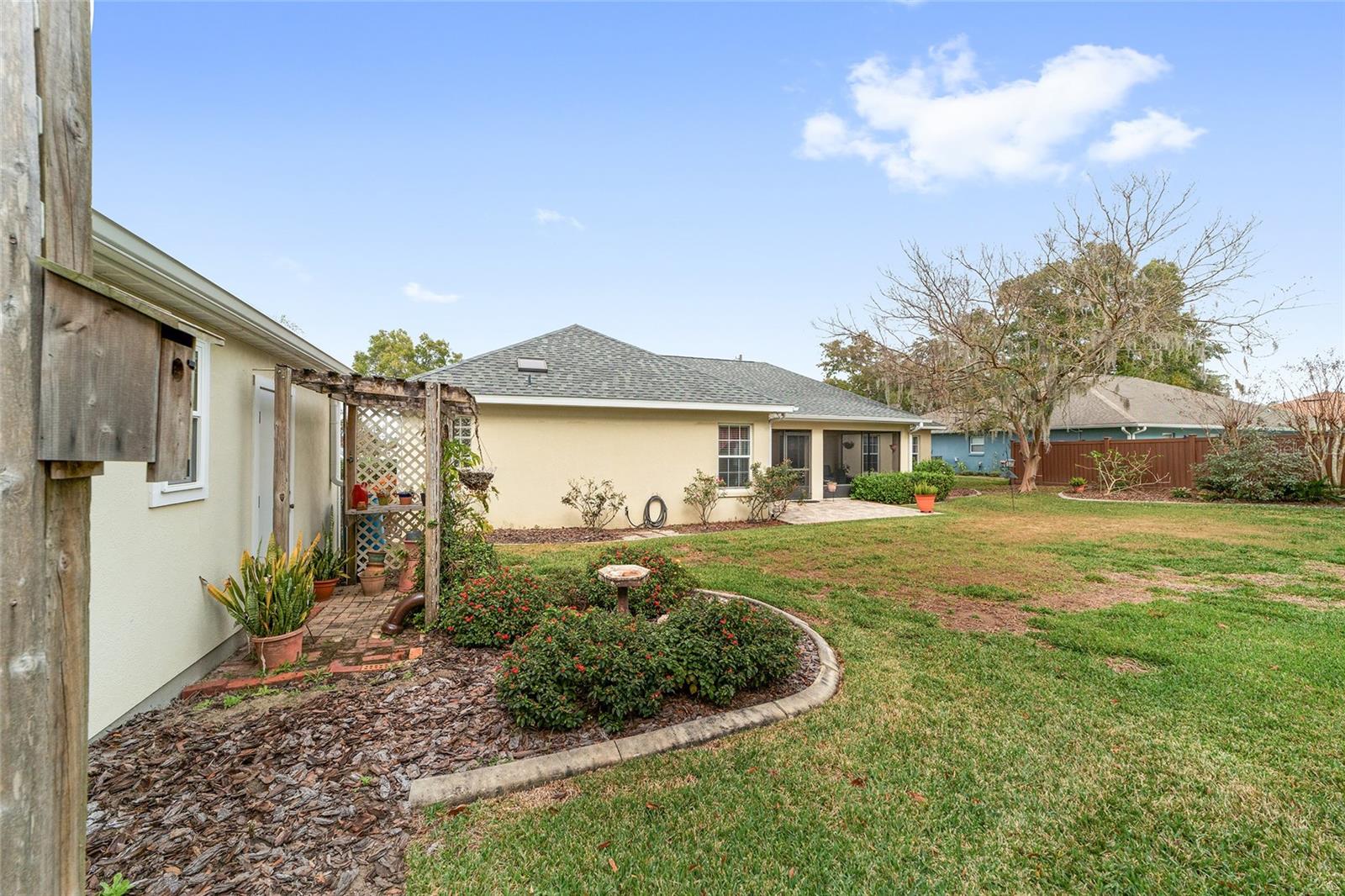 HUNTERS RDG - Residential