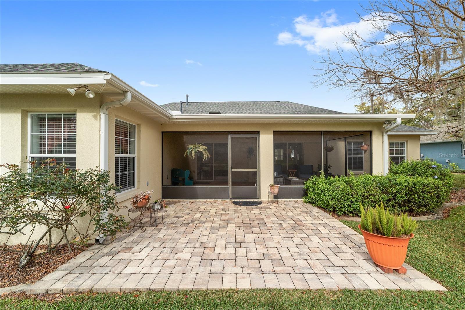 HUNTERS RDG - Residential