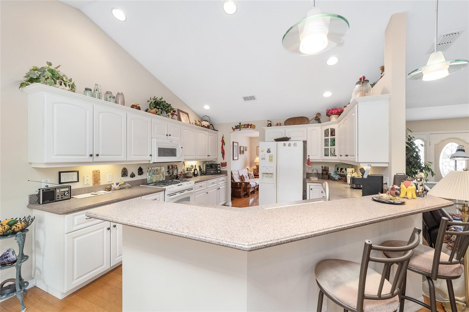 HUNTERS RDG - Residential