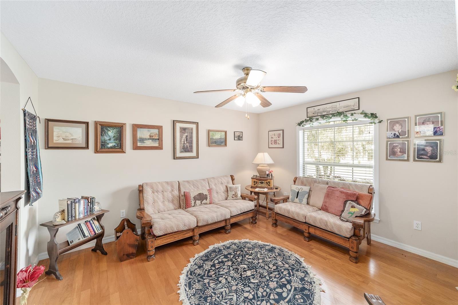 HUNTERS RDG - Residential