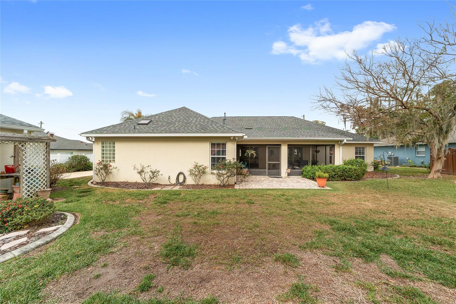 HUNTERS RDG - Residential