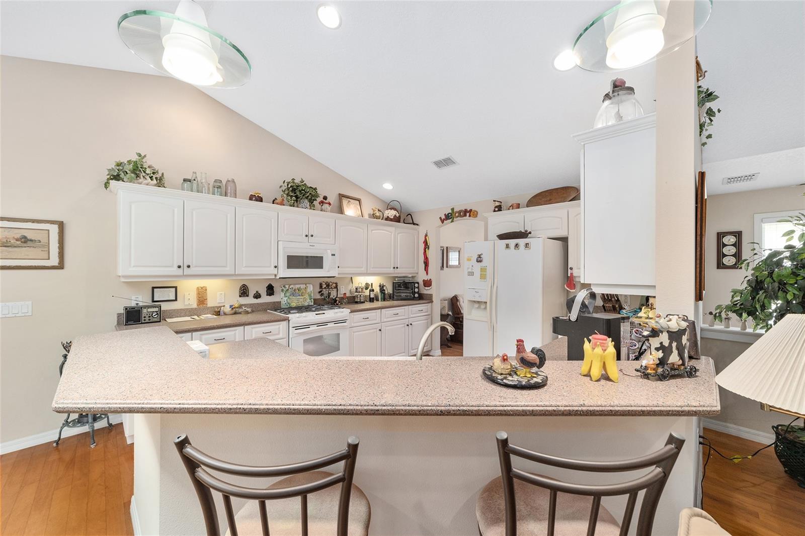 HUNTERS RDG - Residential