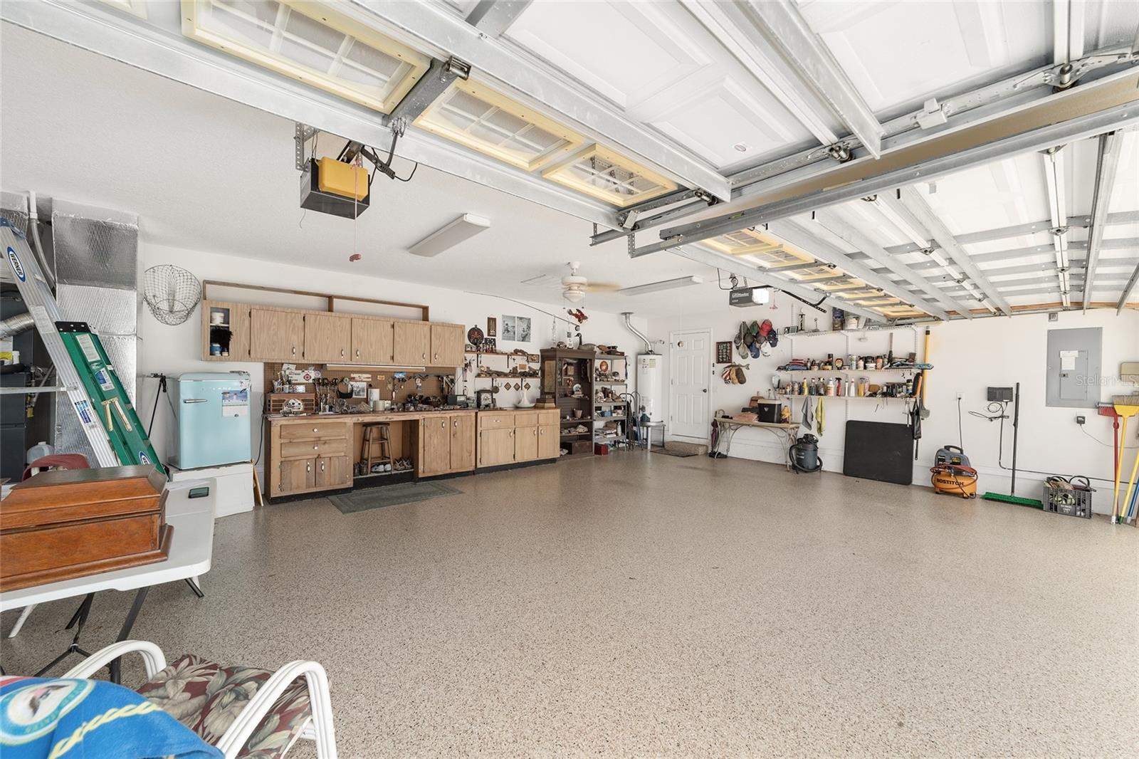 HUNTERS RDG - Residential