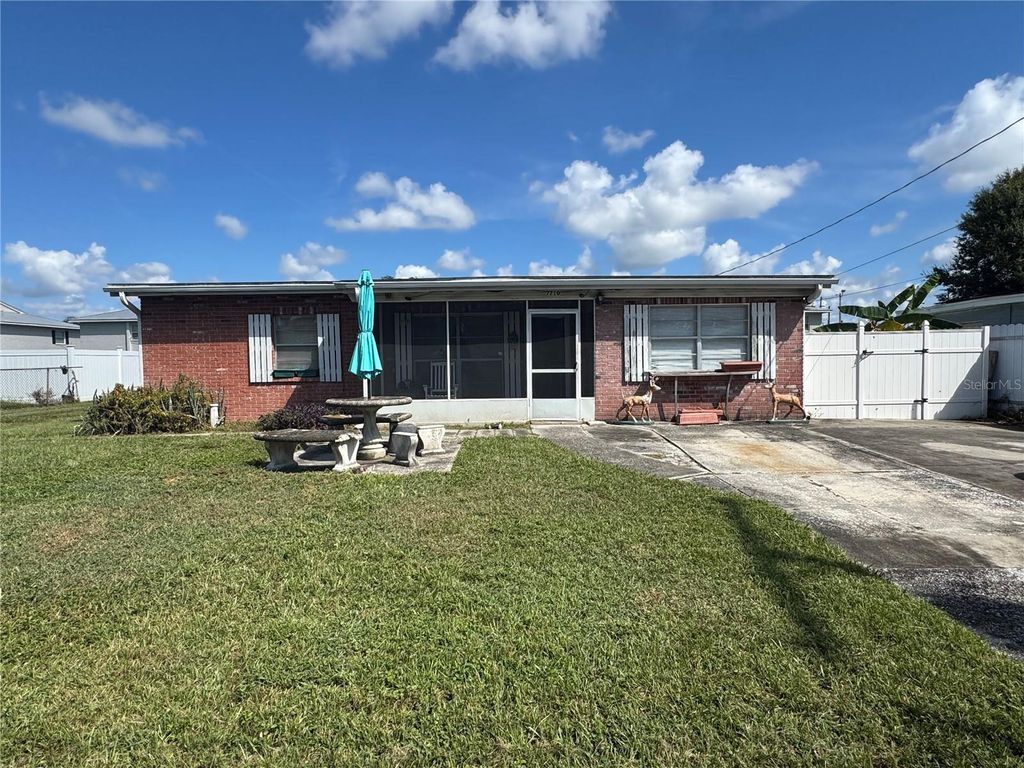 Photo of 7710 Coral Vine Lane, Tampa, FL 33619 (MLS # S5135528)
