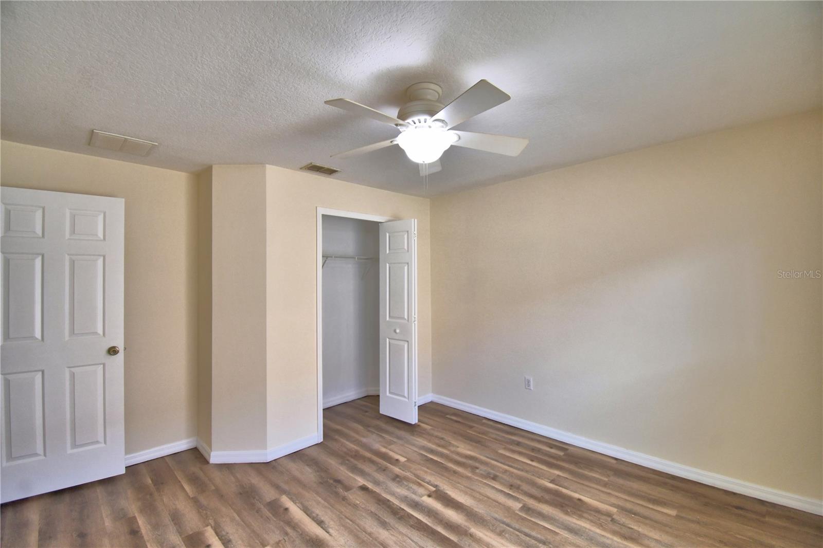 LAKE WILSON PRESERVE - Residential