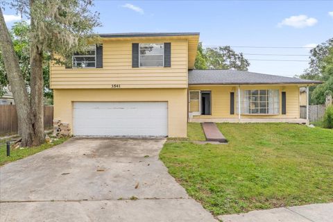 A home in APOPKA