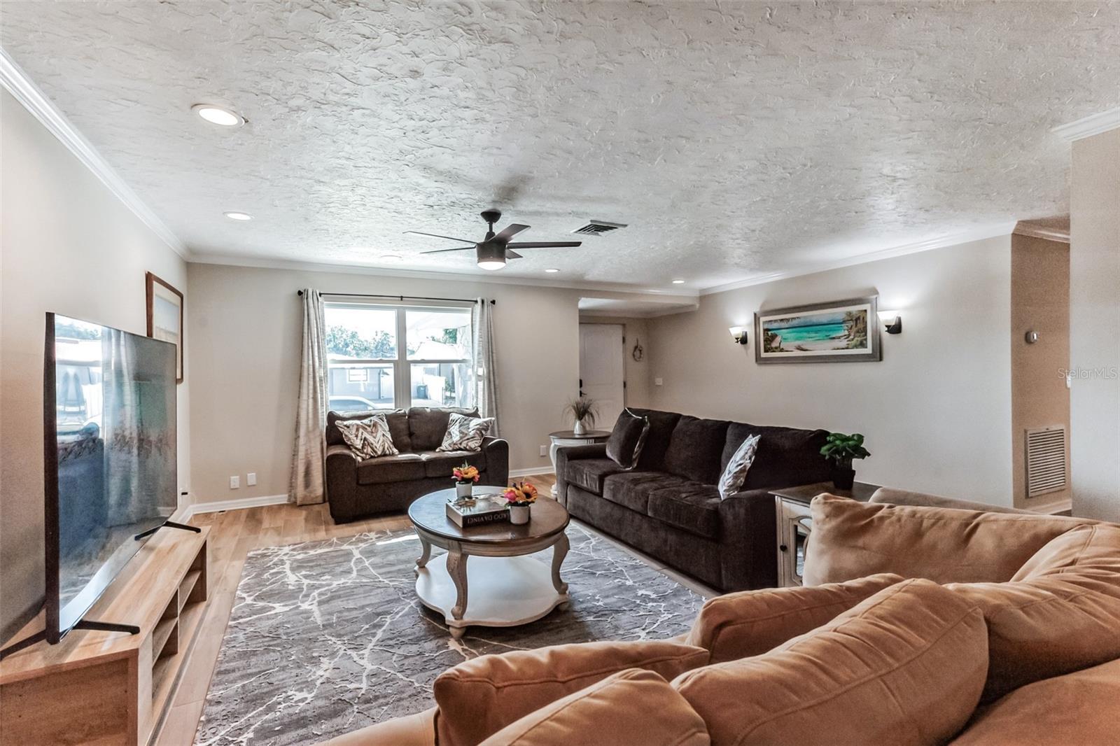 RIVERDALE - Residential