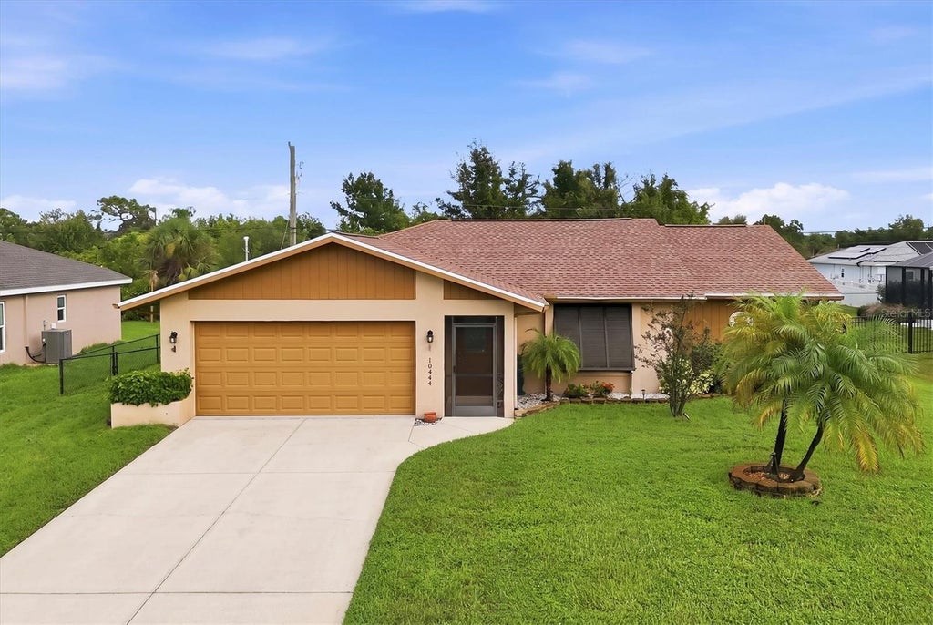Photo of 10444 Gulfstream Boulevard, Englewood, FL 34224 (MLS # D6149202)