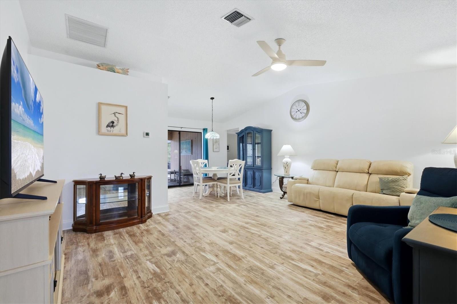 10444 GULFSTREAM BOULEVARD, ENGLEWOOD, FL, 34224 4 10444 GULFSTREAM BOULEVARD