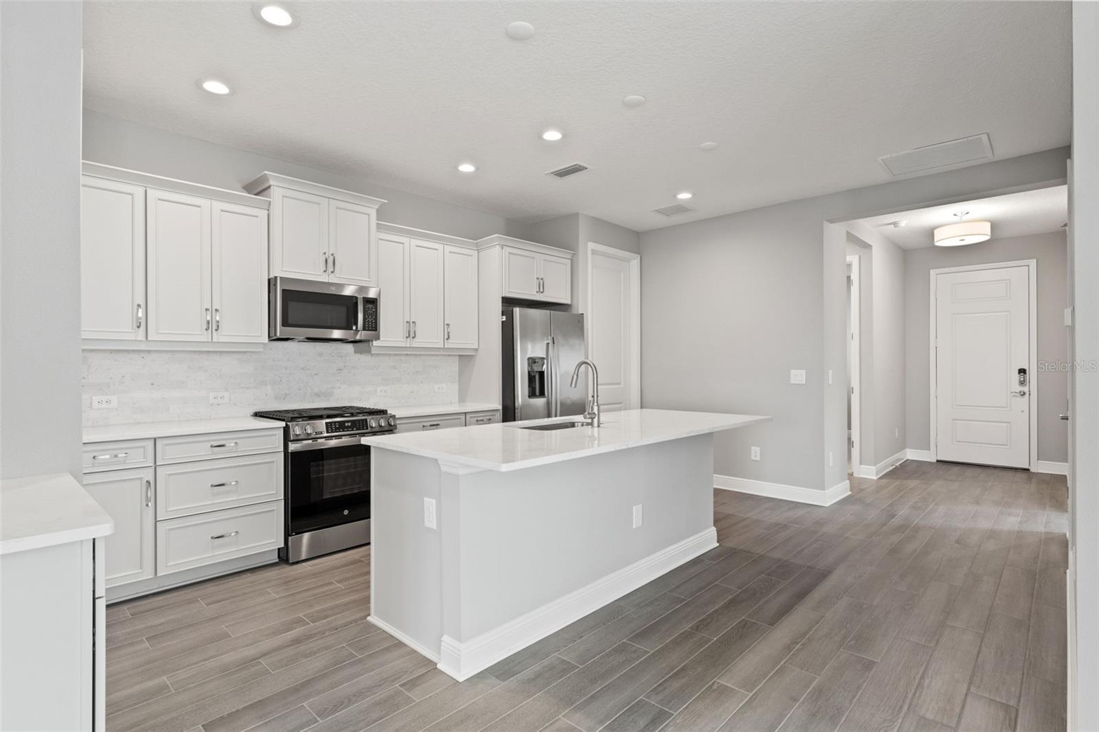 PALM GROVE AT LAKEWOOD RANCH - Residential