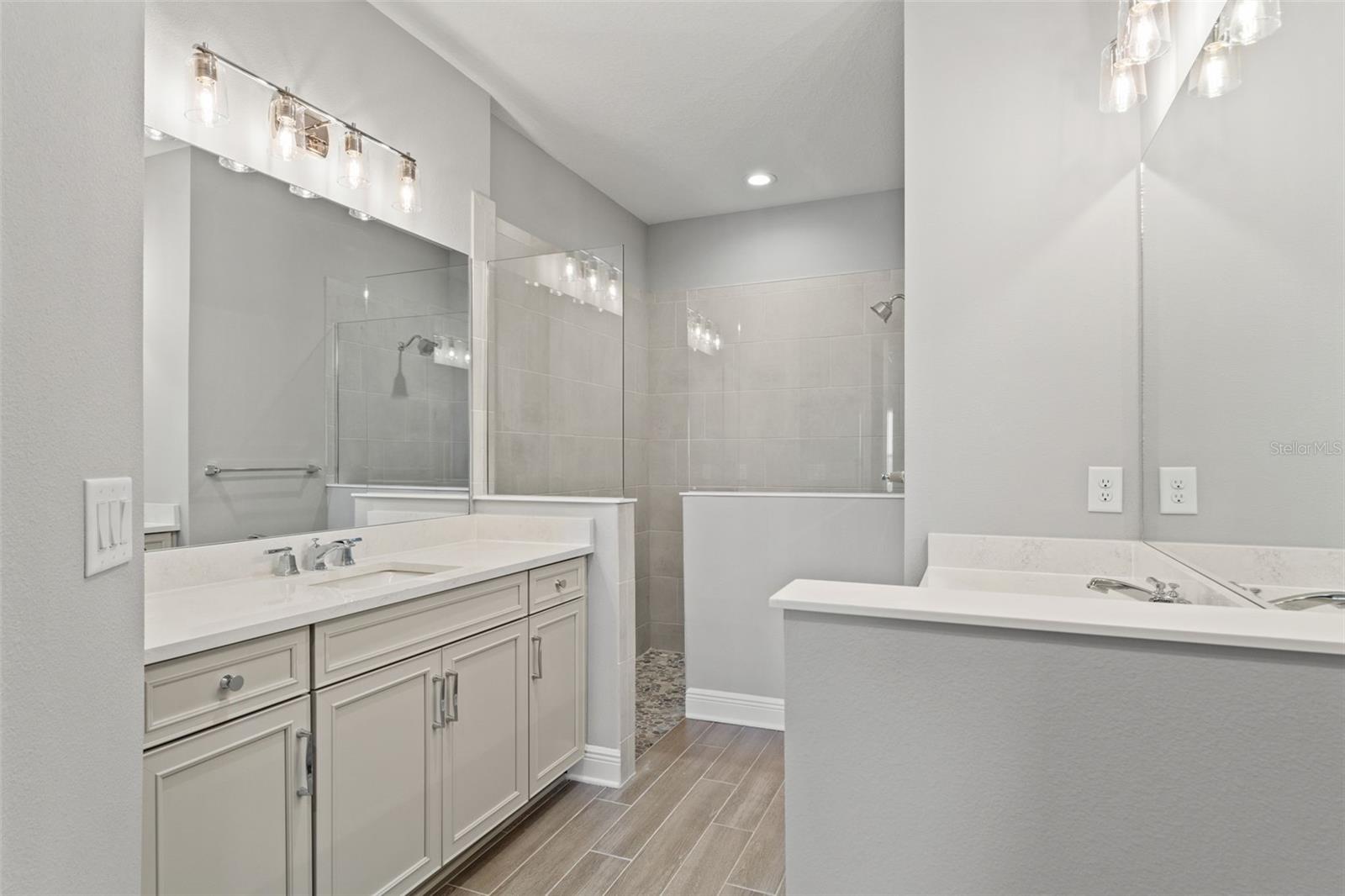 PALM GROVE AT LAKEWOOD RANCH - Residential