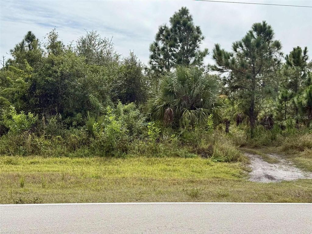 Photo of 27275 Notre Dame Boulevard, Punta Gorda, FL 33955 (MLS # C7517530)