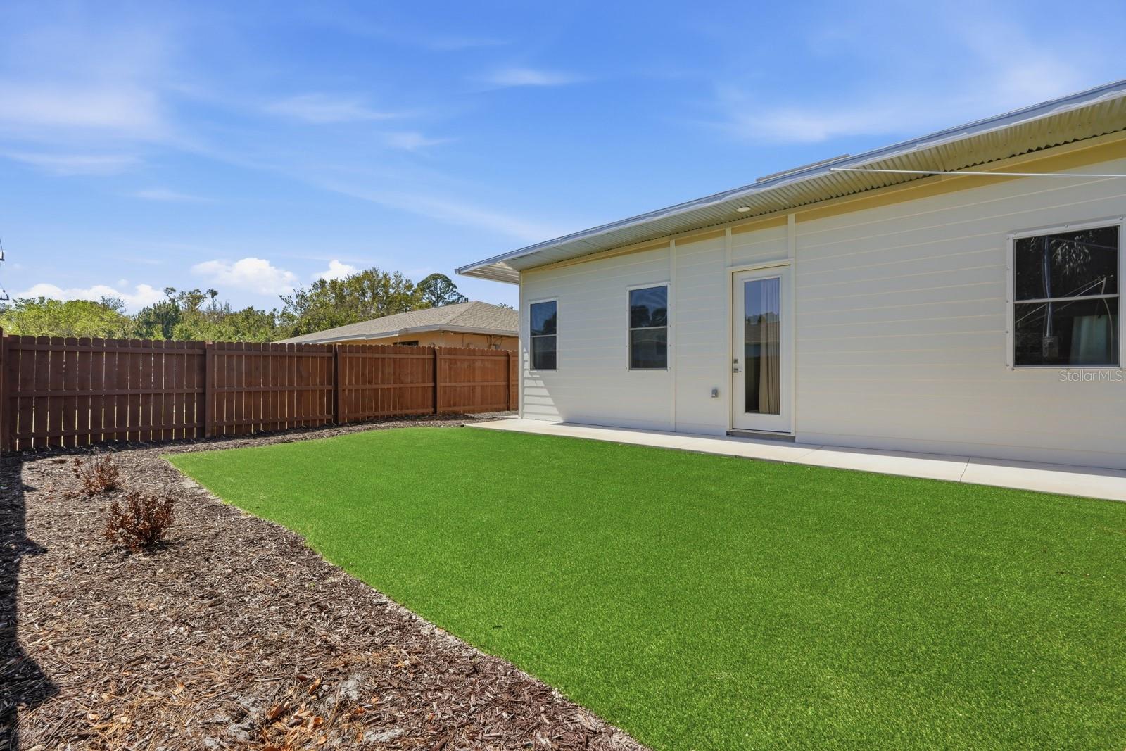 FLORIDA SHORES 01 - Residential