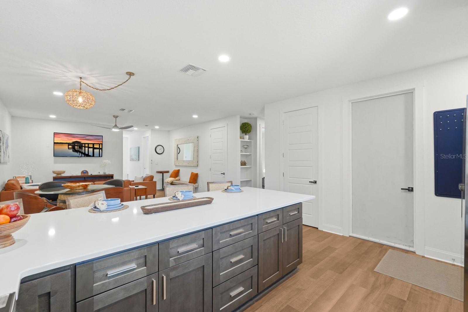 FLORIDA SHORES 01 - Residential