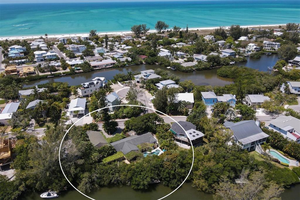 ISLAND CEDARS - Residential